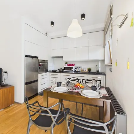 Polkowska 11 Superapart * Varsovie